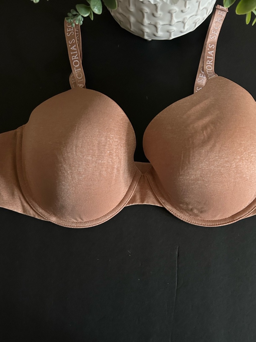 Victoria's Secret Smooth T-Shirt Bra — Nude Brown